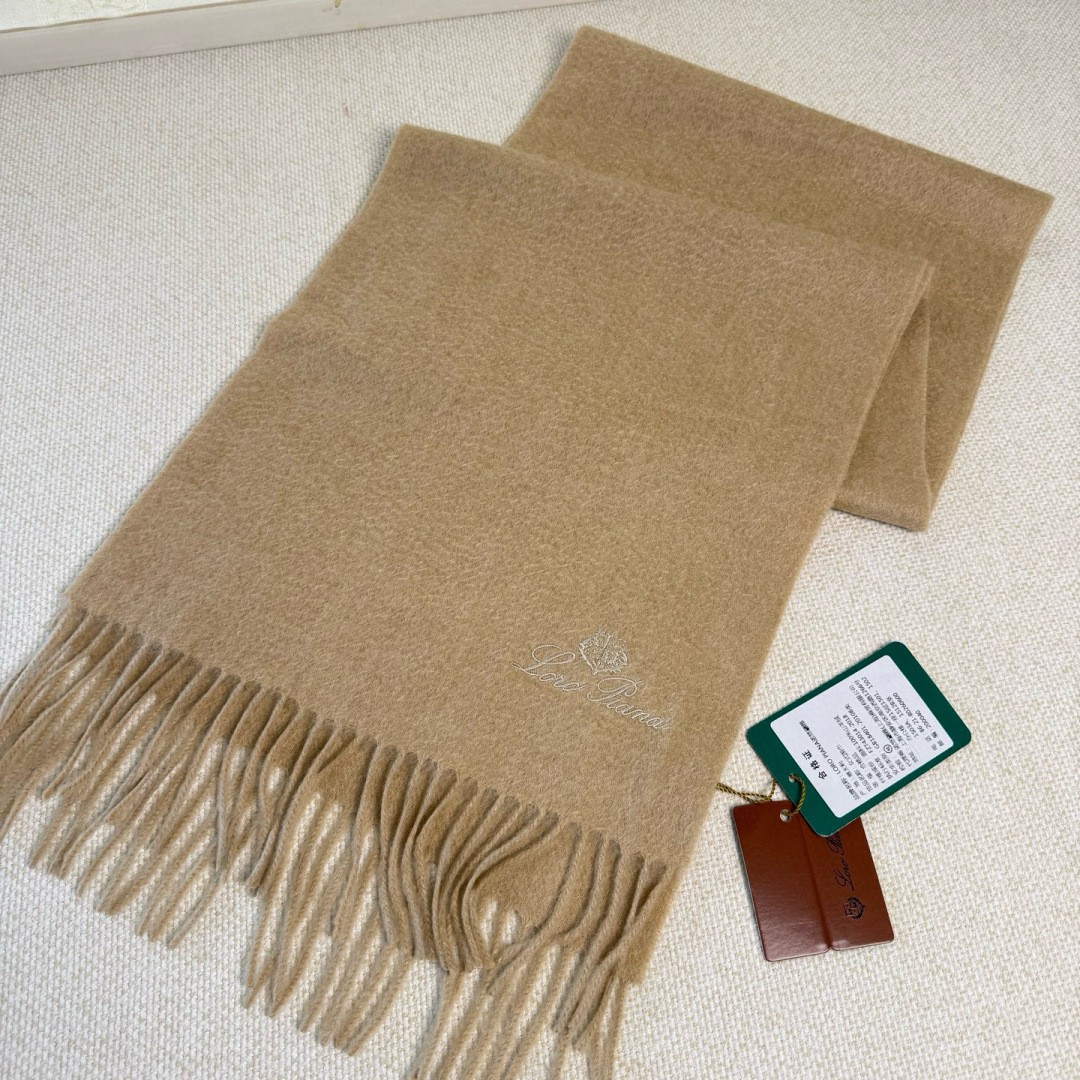 🆕Loro Piana · 诺悠翩雅秋冬新品❗️超级夯货 重磅来袭❗️【极品山羊绒小围巾】送人自留都太高