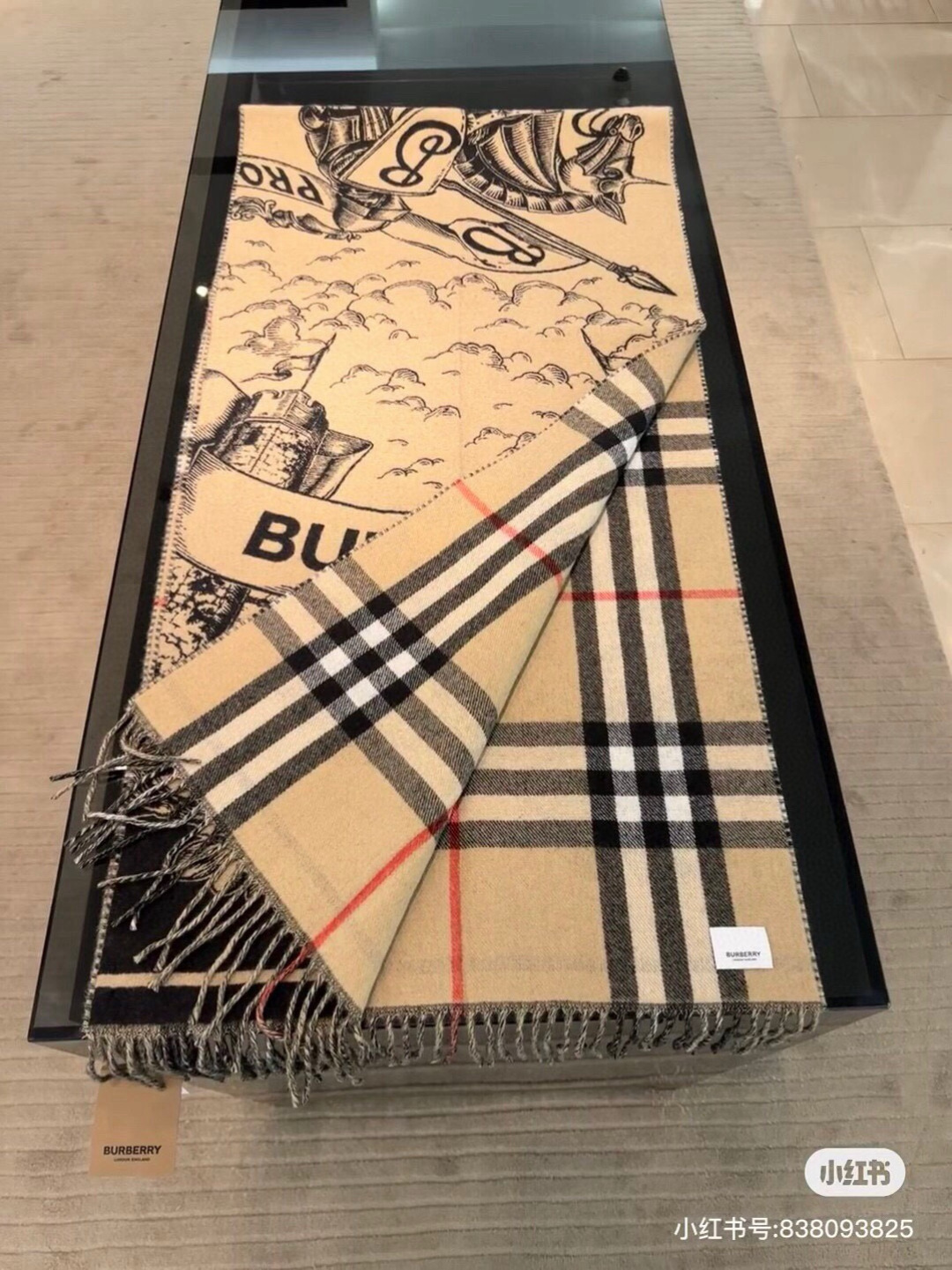 🆕高版本带芯片 · 爆款Bur战马骑士双面披肩，各种好看，被誉为Burberry今年最美的款，最经典的提