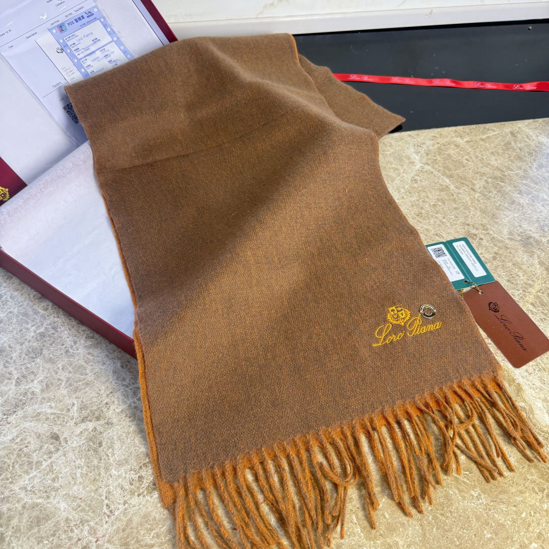 🆕Loro Piana · 诺悠翩雅【贸易公司尾单，极品双面山羊绒围巾披肩】送人自留都太高大上了😍重磅上