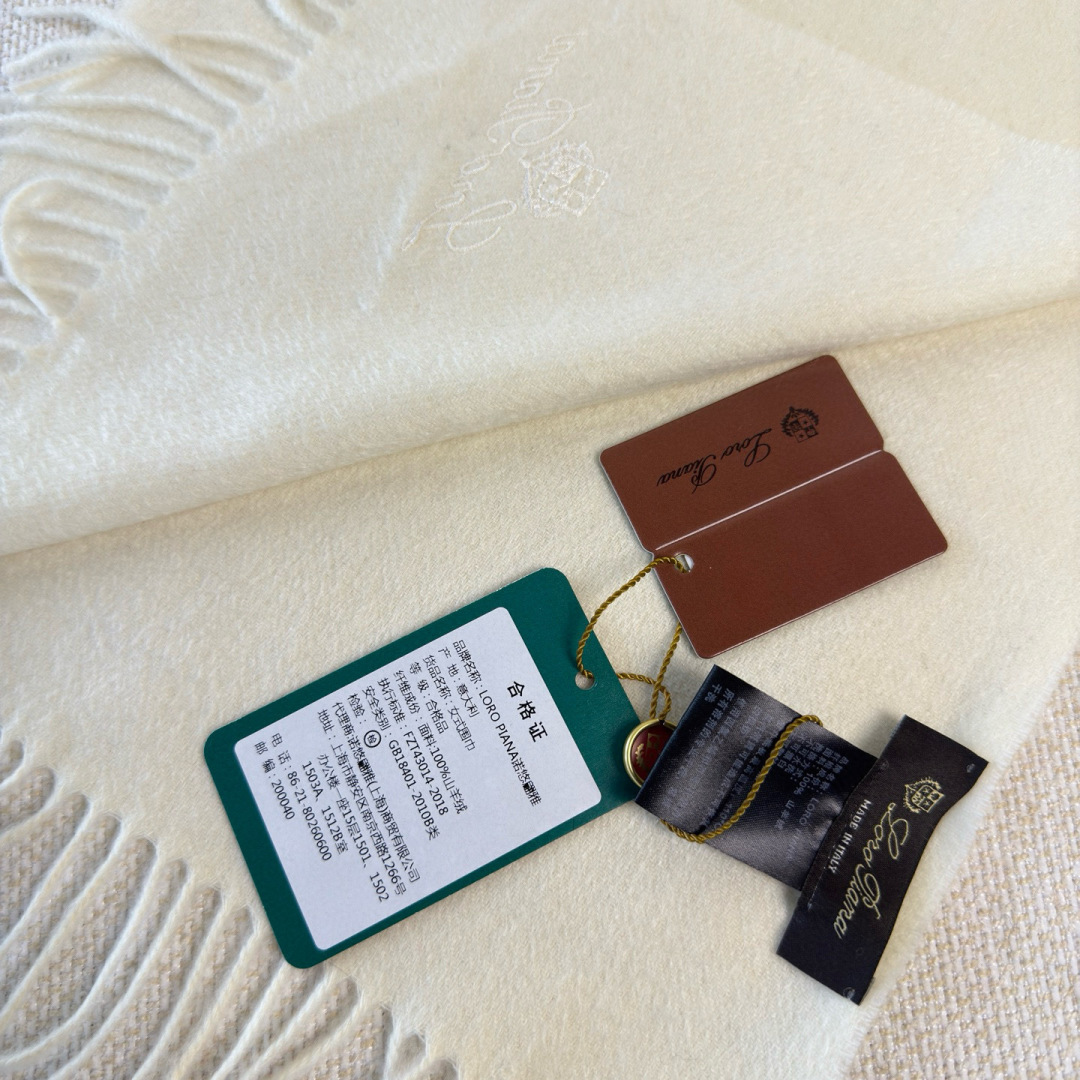 🆕Loro Piana · 诺悠翩雅秋冬新品❗️超级夯货 重磅来袭❗️【极品山羊绒小围巾】送人自留都太高