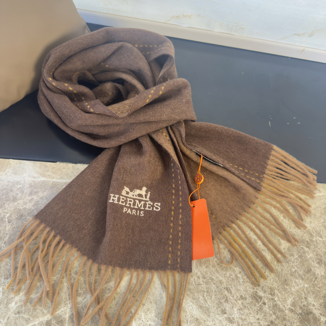 🆕 【▪Hermes · 爱马仕，大H难得一见的温柔配色，低调又不失优雅❗️】重点推荐❗️双面配色，新增