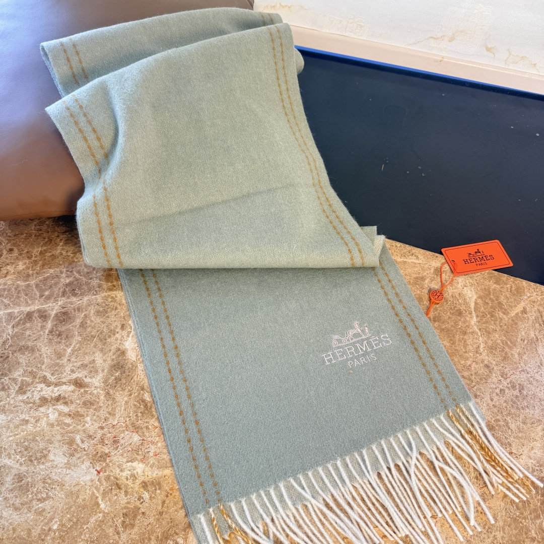 🆕 【▪Hermes · 爱马仕，大H难得一见的温柔配色，低调又不失优雅❗️】重点推荐❗️双面配色，新增