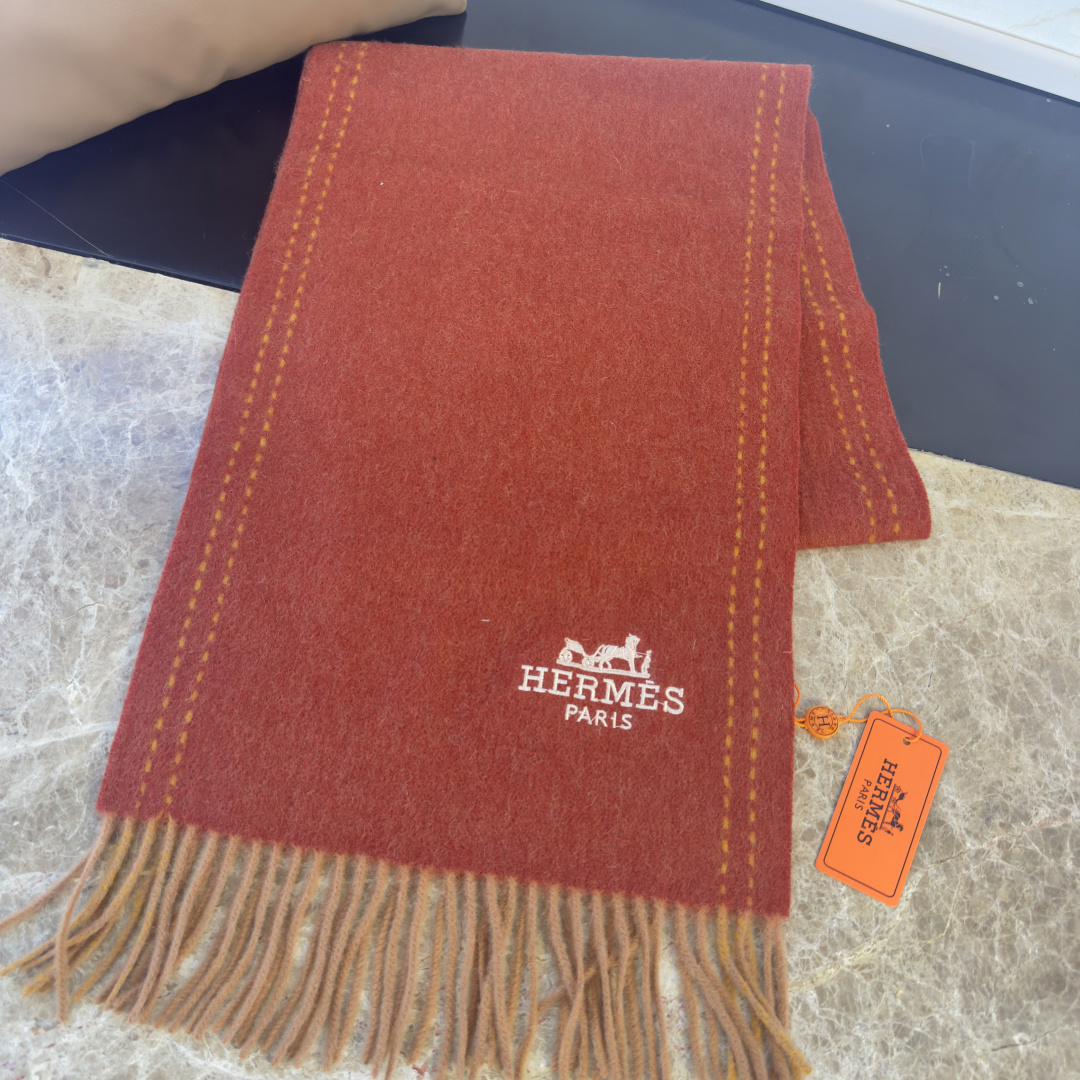 🆕 【▪Hermes · 爱马仕，大H难得一见的温柔配色，低调又不失优雅❗️】重点推荐❗️双面配色，新增