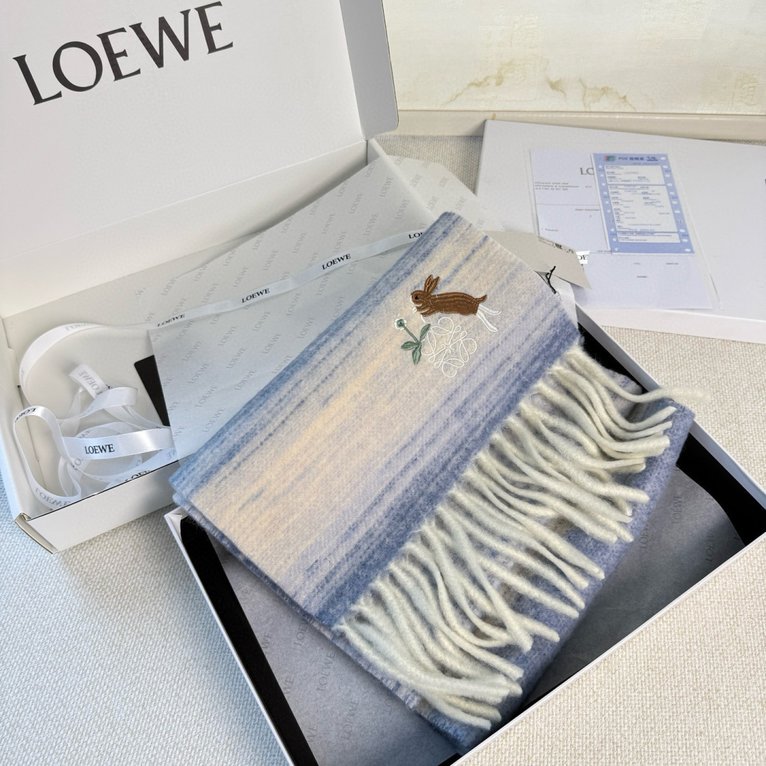 🆕 【▪Loewe · 罗意威难得一见的温柔配色，低调又不失优雅❗】重点推荐❗ 超级高级的彩虹配色🌈，每