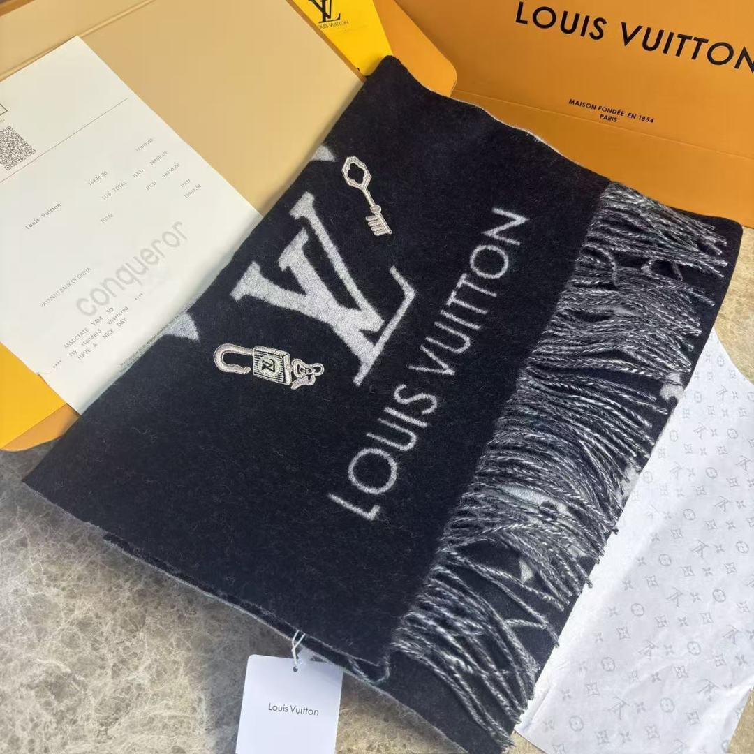 🆕Louis Vuitton秋冬系列的狂野西部主题为灵感之源，在经典设计款式的基础上加以改良的LV Wi