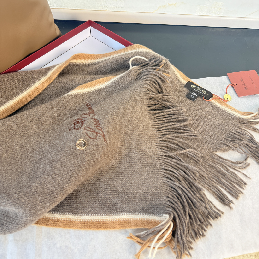🆕Loro Piana · 诺悠翩雅秋冬新品羊绒针织围巾！出口尾单，客供顶级纱线！这款织法比较难，又很费