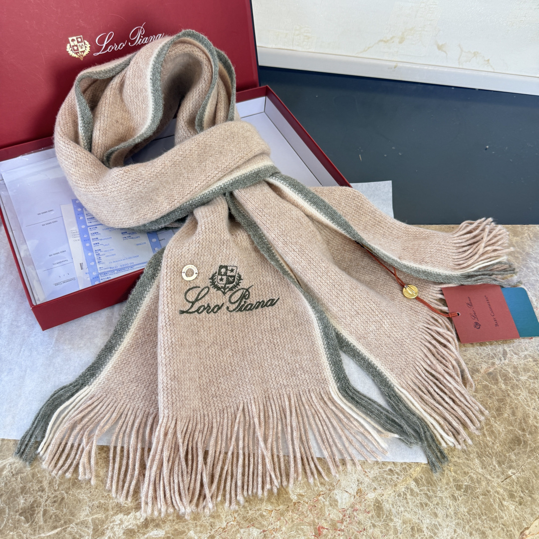 🆕Loro Piana · 诺悠翩雅秋冬新品羊绒针织围巾！出口尾单，客供顶级纱线！这款织法比较难，又很费