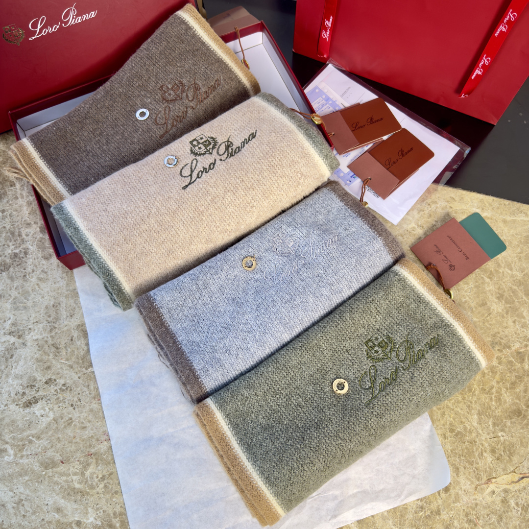 🆕Loro Piana · 诺悠翩雅秋冬新品羊绒针织围巾！出口尾单，客供顶级纱线！这款织法比较难，又很费