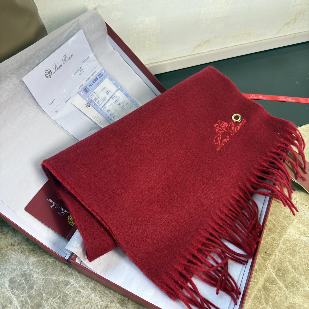 🆕Loro Piana · 诺悠翩雅【贸易公司尾单，极品双面山羊绒围巾披肩】送人自留都太高大上了😍重磅上