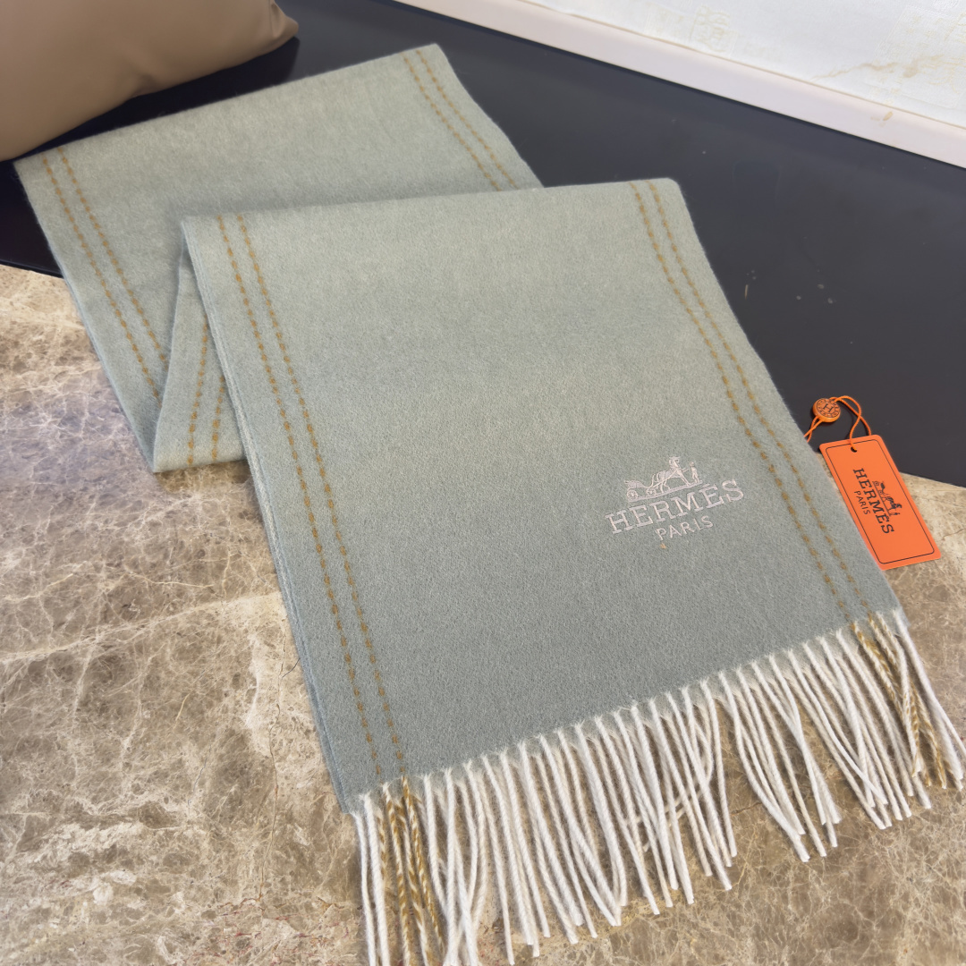 🆕 【▪Hermes · 爱马仕，大H难得一见的温柔配色，低调又不失优雅❗️】重点推荐❗️双面配色，新增