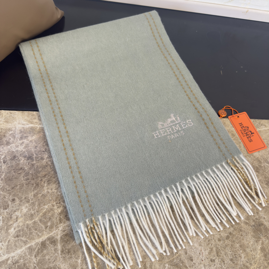 🆕 【▪Hermes · 爱马仕，大H难得一见的温柔配色，低调又不失优雅❗️】重点推荐❗️双面配色，新增