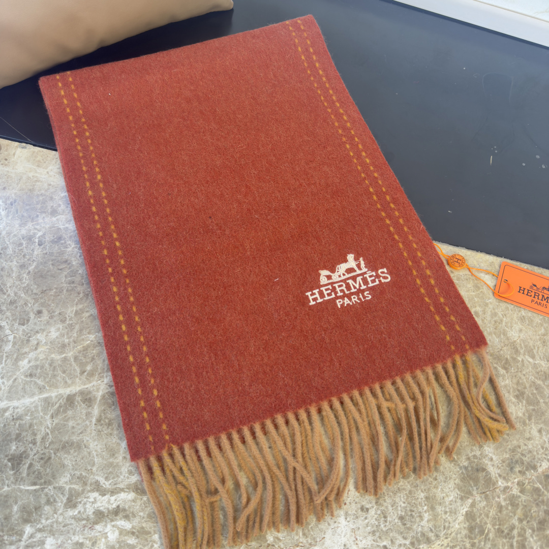 🆕 【▪Hermes · 爱马仕，大H难得一见的温柔配色，低调又不失优雅❗️】重点推荐❗️双面配色，新增