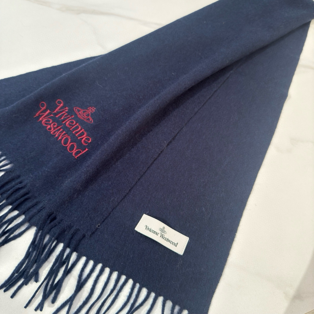 Vivienne Westwood 𝐖𝐞𝐬𝐭𝐰𝐨𝐨𝐝 【薇薇安 · 西太后】 山羊绒小围巾 送人自留都太高大上了 重磅上新