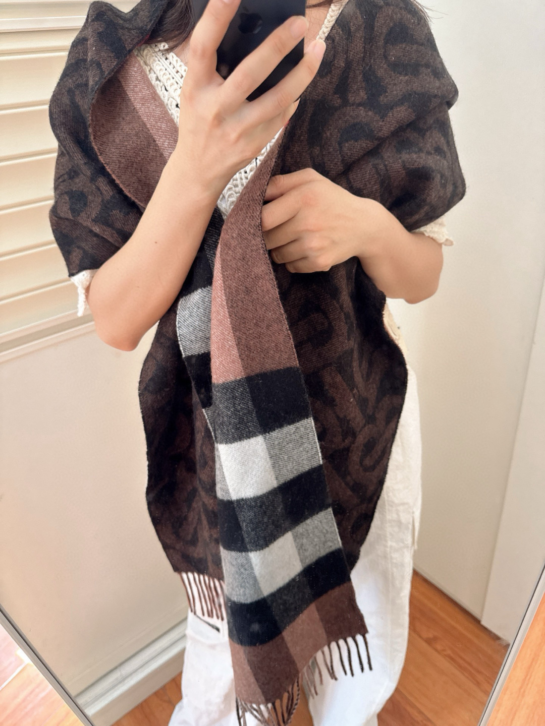 Burberry 高版合股纱 · 法国的外贸订单 Bur 款TB典藏款系列 提花精纺羊绒围巾 产自苏格兰工坊
