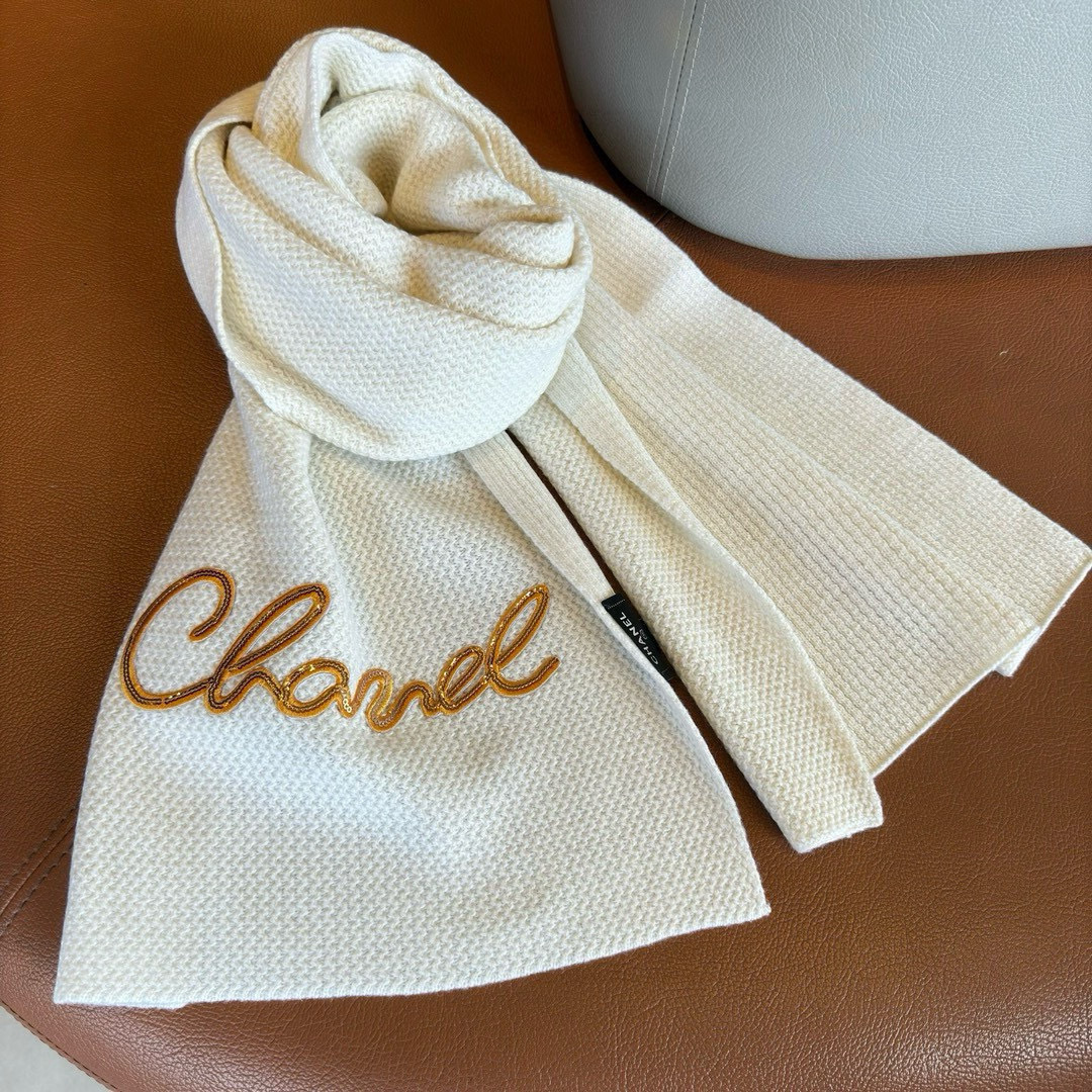 Chanel 保暖Chane*秋冬新款 390克 1:1 厚实的 我能保证的是上身一定会喜欢