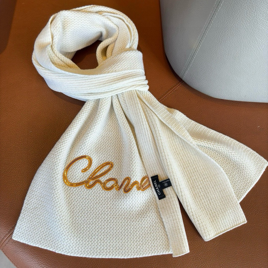 Chanel 保暖Chane*秋冬新款 390克 1:1 厚实的 我能保证的是上身一定会喜欢