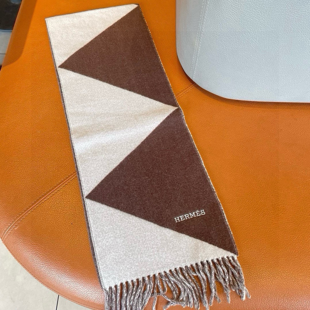 Hermes Scarf 🆕 Hermes 100% ‼ H ‼ QC size 25*151cm 135cm+ 8cmx2 — photo 9