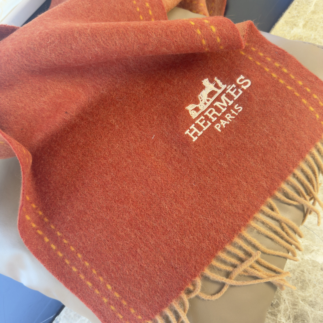 Hermes Scarf 🆕 ， ， ， ， ， H ， logo， ， ， ， ， ， ， ：35 x 180cm — photo 4