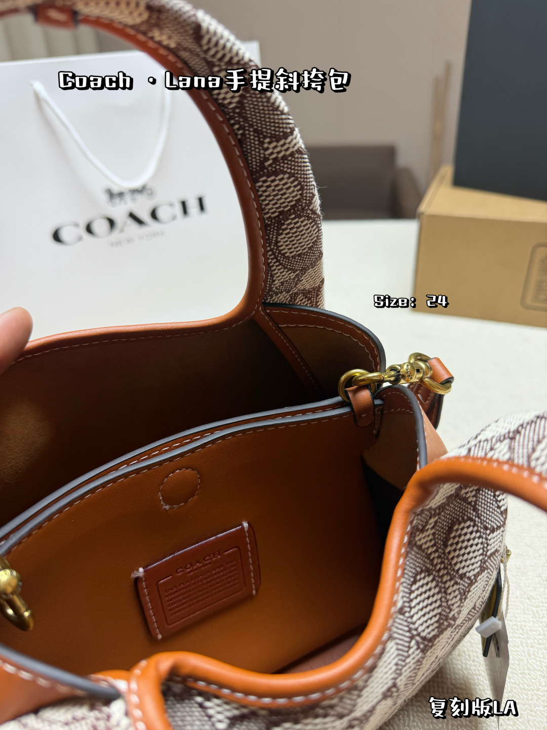 Borsa COACH, con custodia per aereo — photo 8