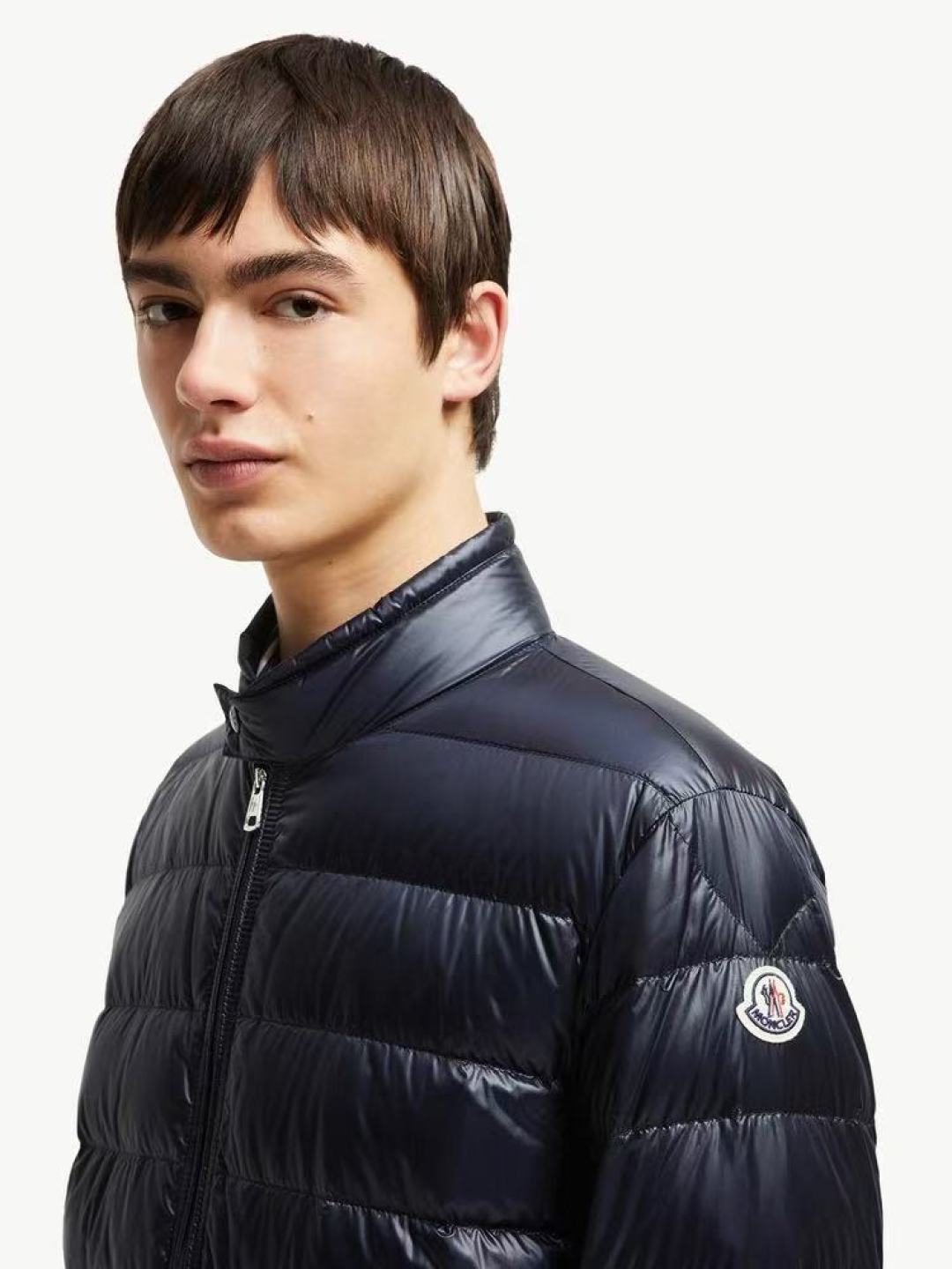  MONCLER 蒙口 经典款立领羽绒 官网图！