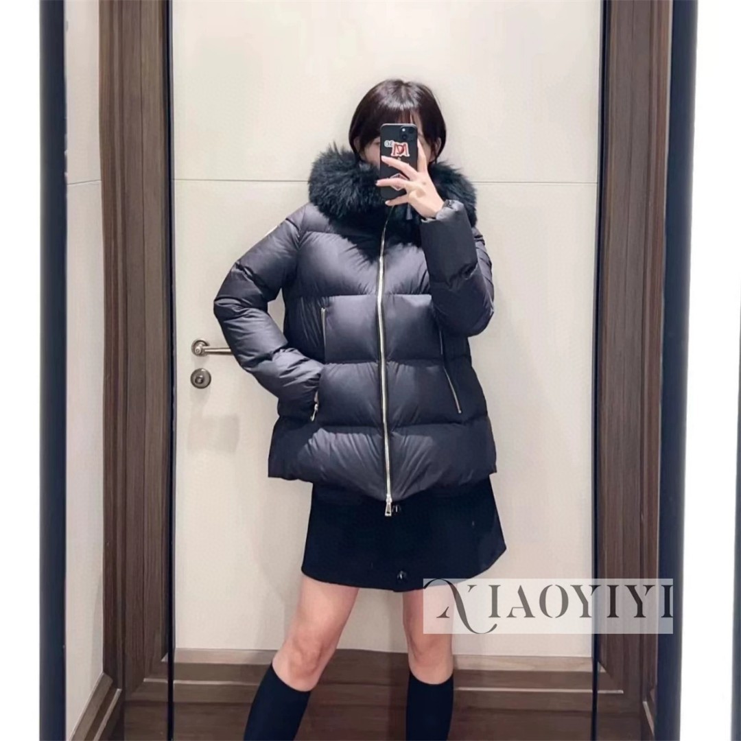 Moncler 盟可睐Laichefur女士狐狸毛领A版娃娃款羽绒服～上身图～