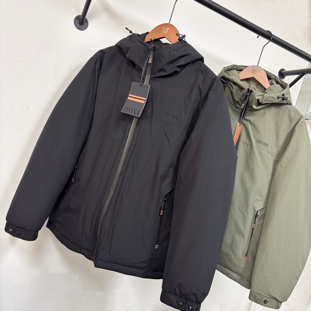 羽绒 🆕ZEGNA 杰尼亚 25秋冬最新连帽款男士羽绒服 ~完美质感 ,对于品质想必大家一定很清楚,高性
