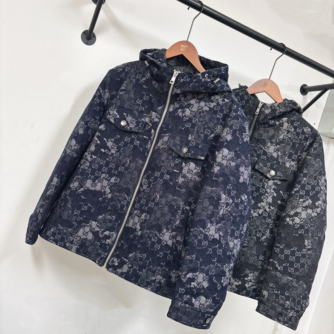 羽绒 GUCCI 古驰 25秋冬最新款连帽提花牛仔羽绒服，原单狠货，时尚休闲牛仔外套，上身很有特点！吸睛