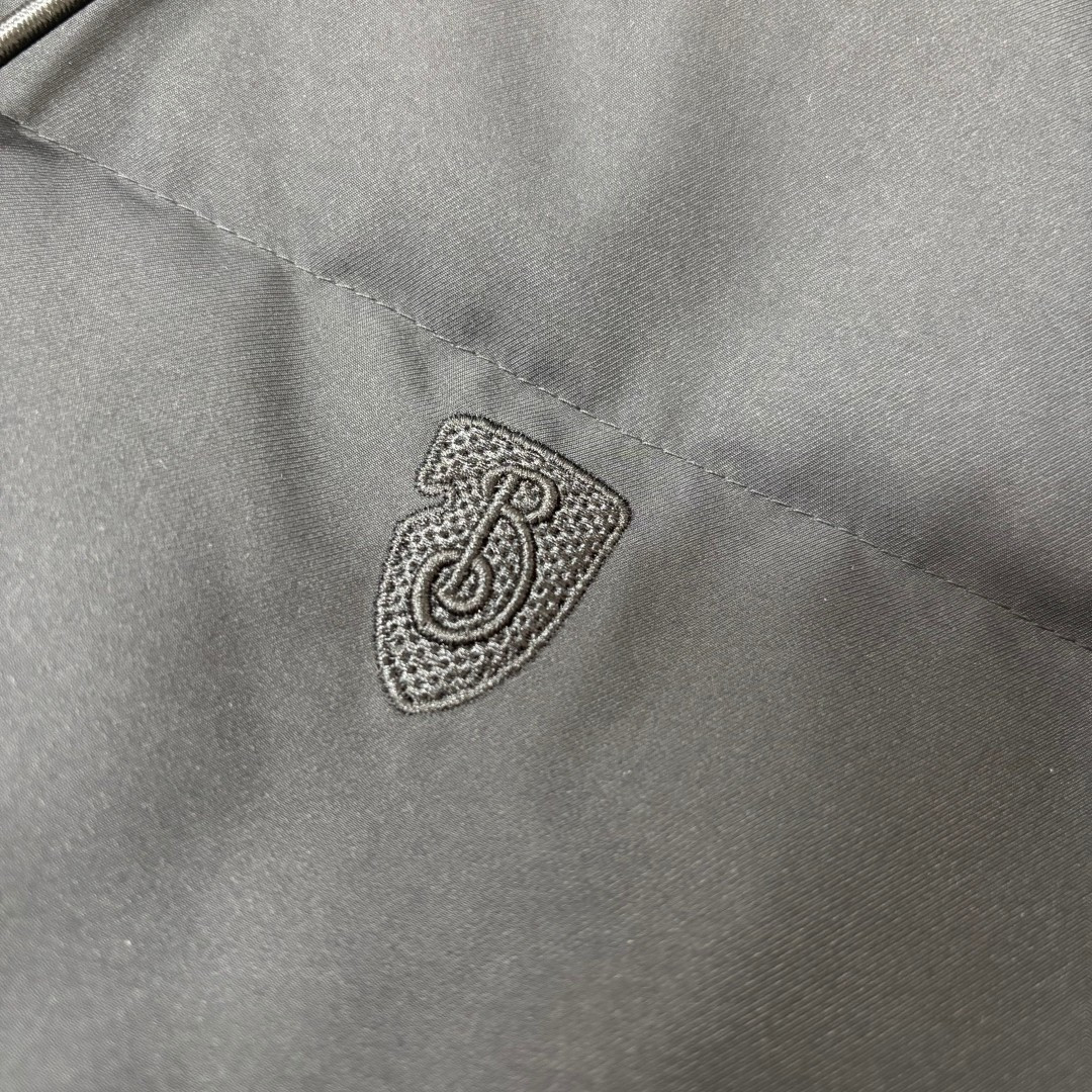 🆕BUR*BERRY 巴宝莉 25秋冬最新款连帽羽绒服外套 （帽子不🉑拆卸）版型剪裁完美穿着舒适有型，整