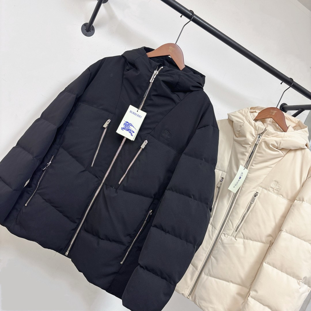 🆕BUR*BERRY 巴宝莉 25秋冬最新款连帽羽绒服外套 （帽子不🉑拆卸）版型剪裁完美穿着舒适有型，整