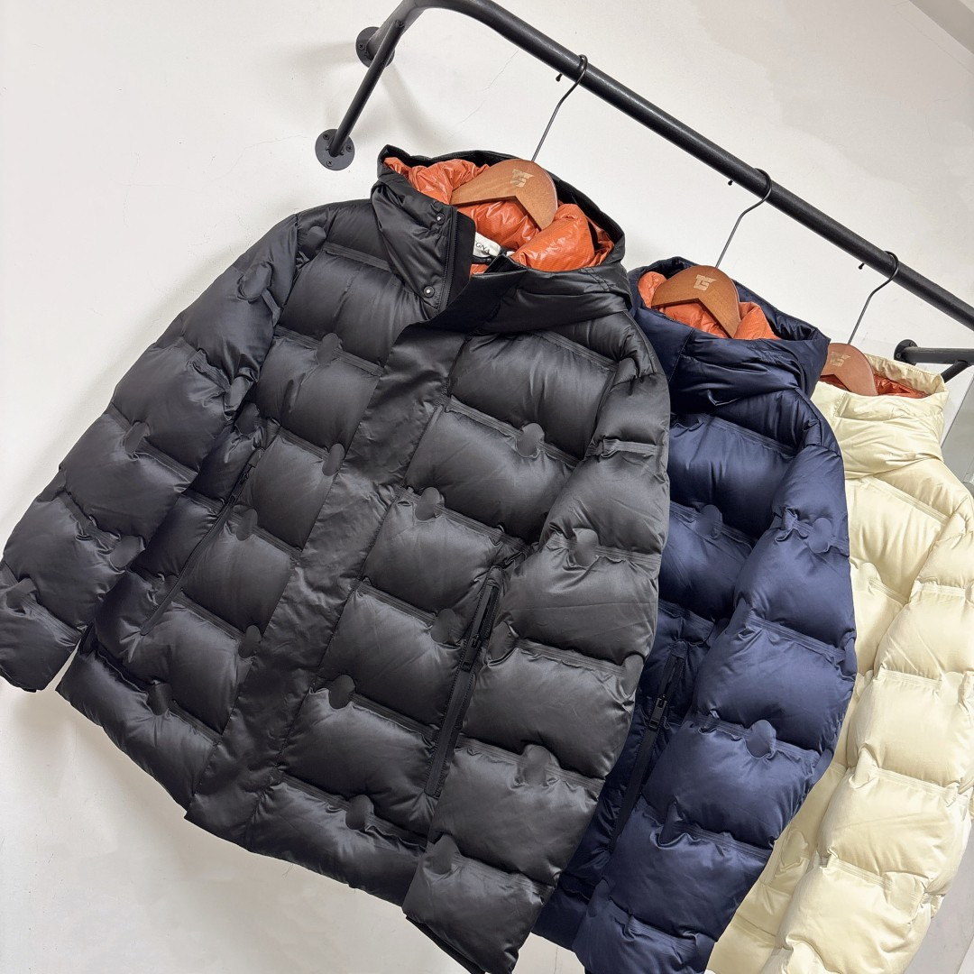 🆕ZEGNA 杰尼亚 25秋冬最新款连帽羽绒服外套（帽子不🉑拆卸） 版型剪裁完美穿着舒适有型，整体视觉感