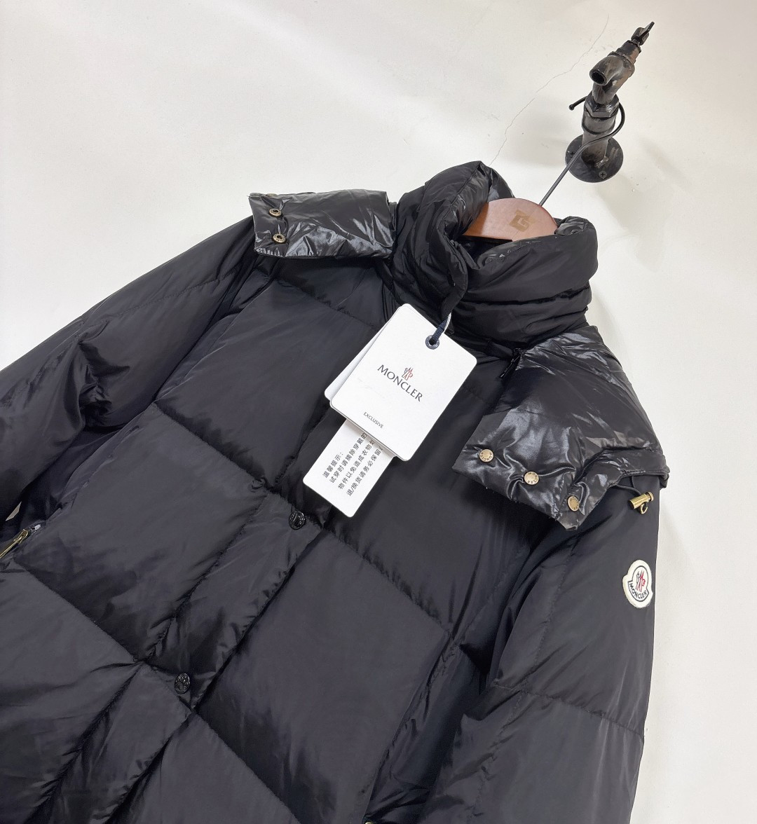 Moncler Daunenjacke, Damenstil — photo 4