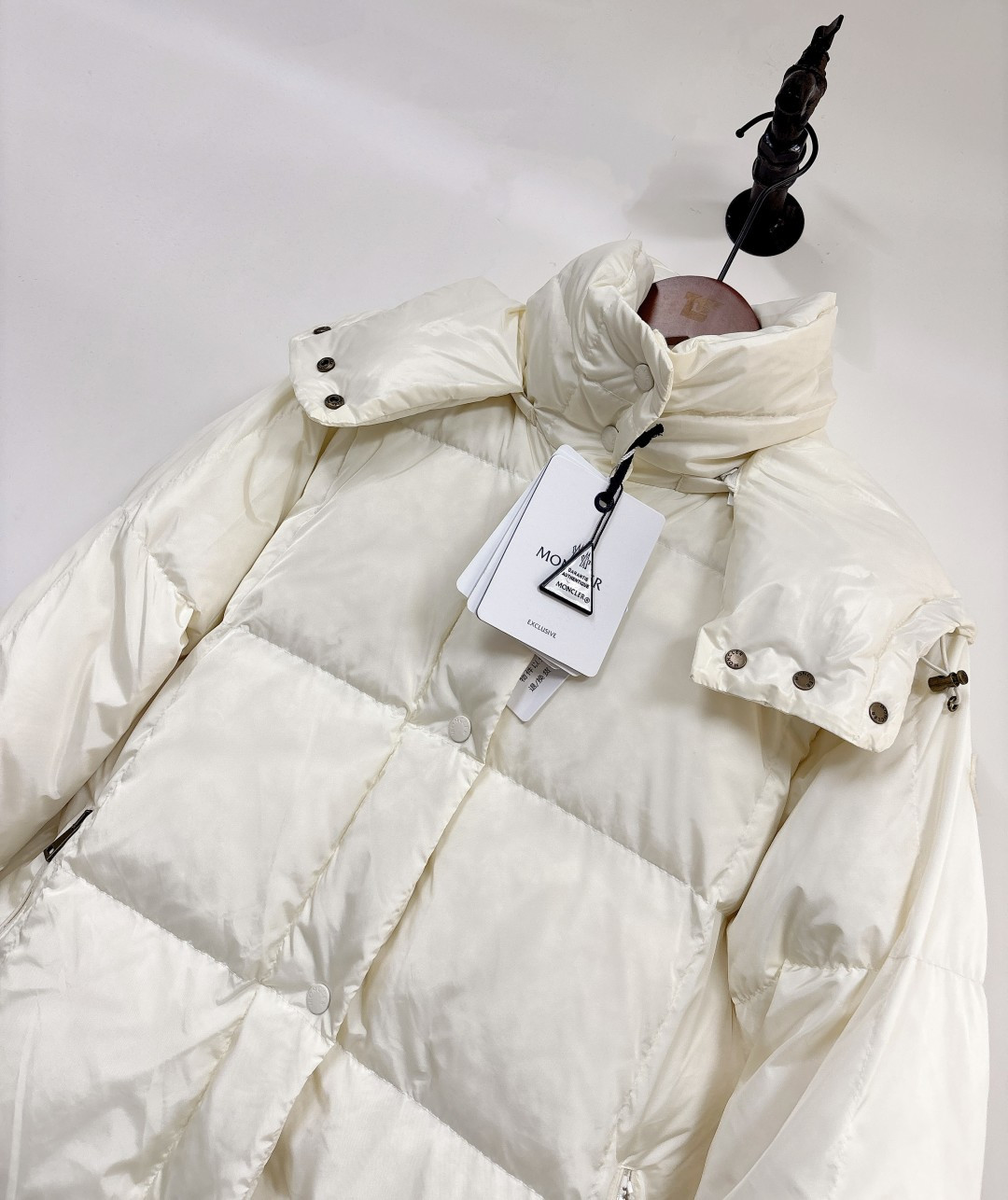 Moncler Daunenjacke, Damenstil — photo 4
