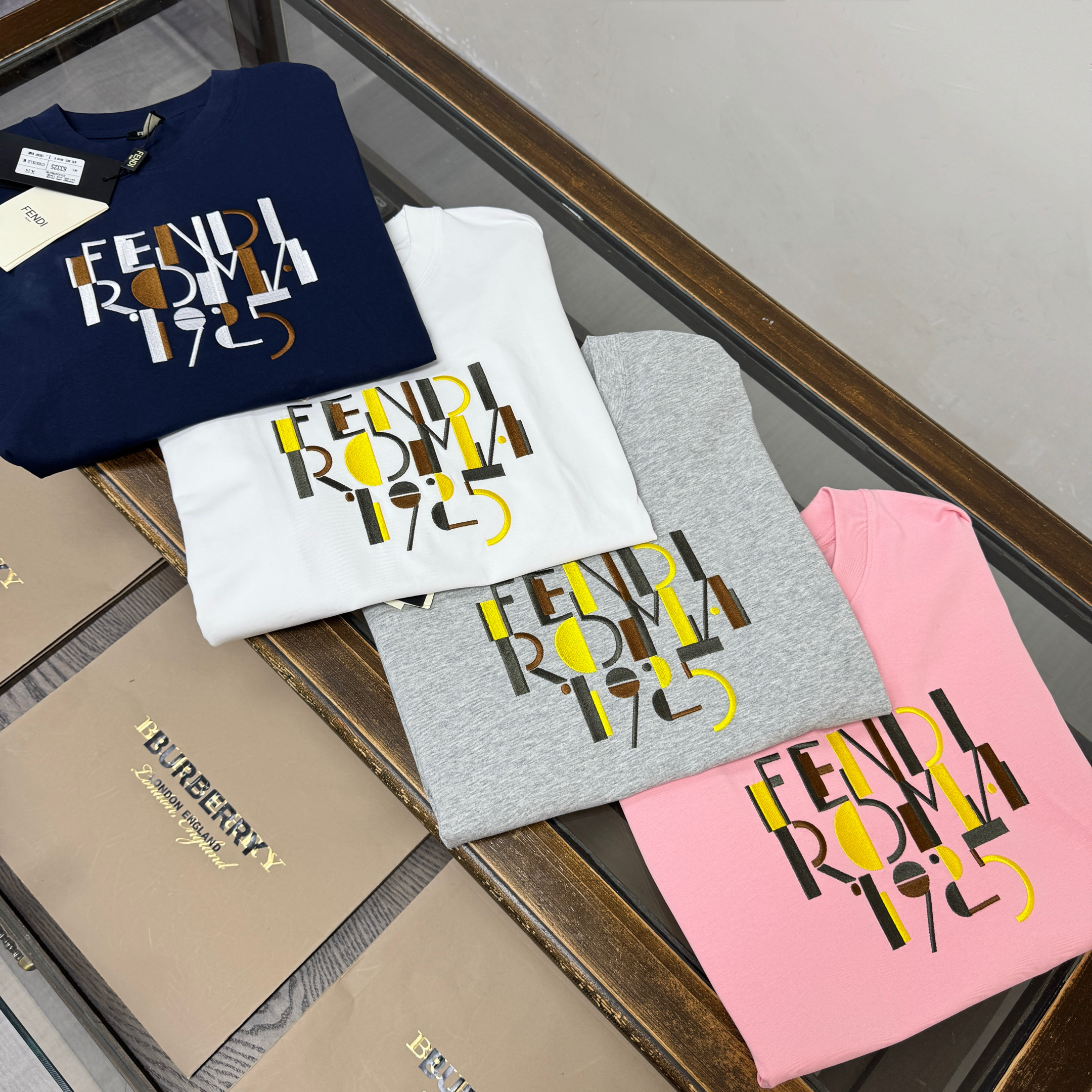 펜디 여성 반팔 88771 이미지 12