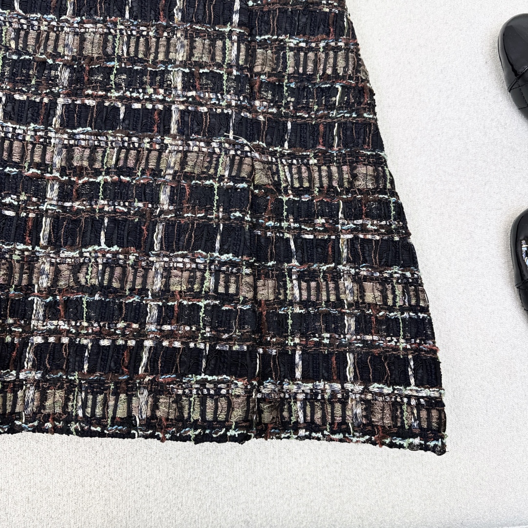 Chanel-Inspired Woven Set: Short Jacket & High-Waist A-Line Skirt 7 cmp i1756710947068 1802 0 5