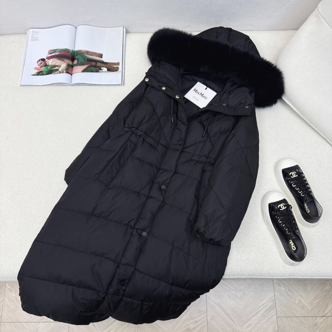 独家首发 原单品质 Max 25Ss———秋冬最新款毛领腰部抽绳收腰连帽长款羽绒服🖤 经典微宽松H版型 