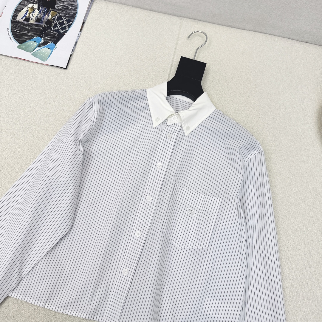 独家首发 CE 26Ss————早秋最新款条纹短款衬衫 🤍宽松H版型随性又帅气 口袋刺绣小logo装饰 