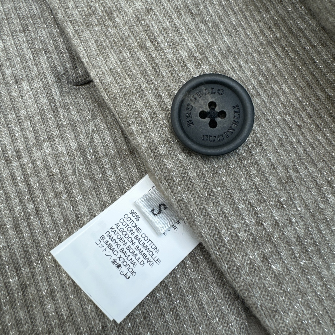 独家首发 Bc 25Ss————秋冬最新款定染针织西装外套🤎领边链条装饰 细节很加分 搭配编织腰带提升调