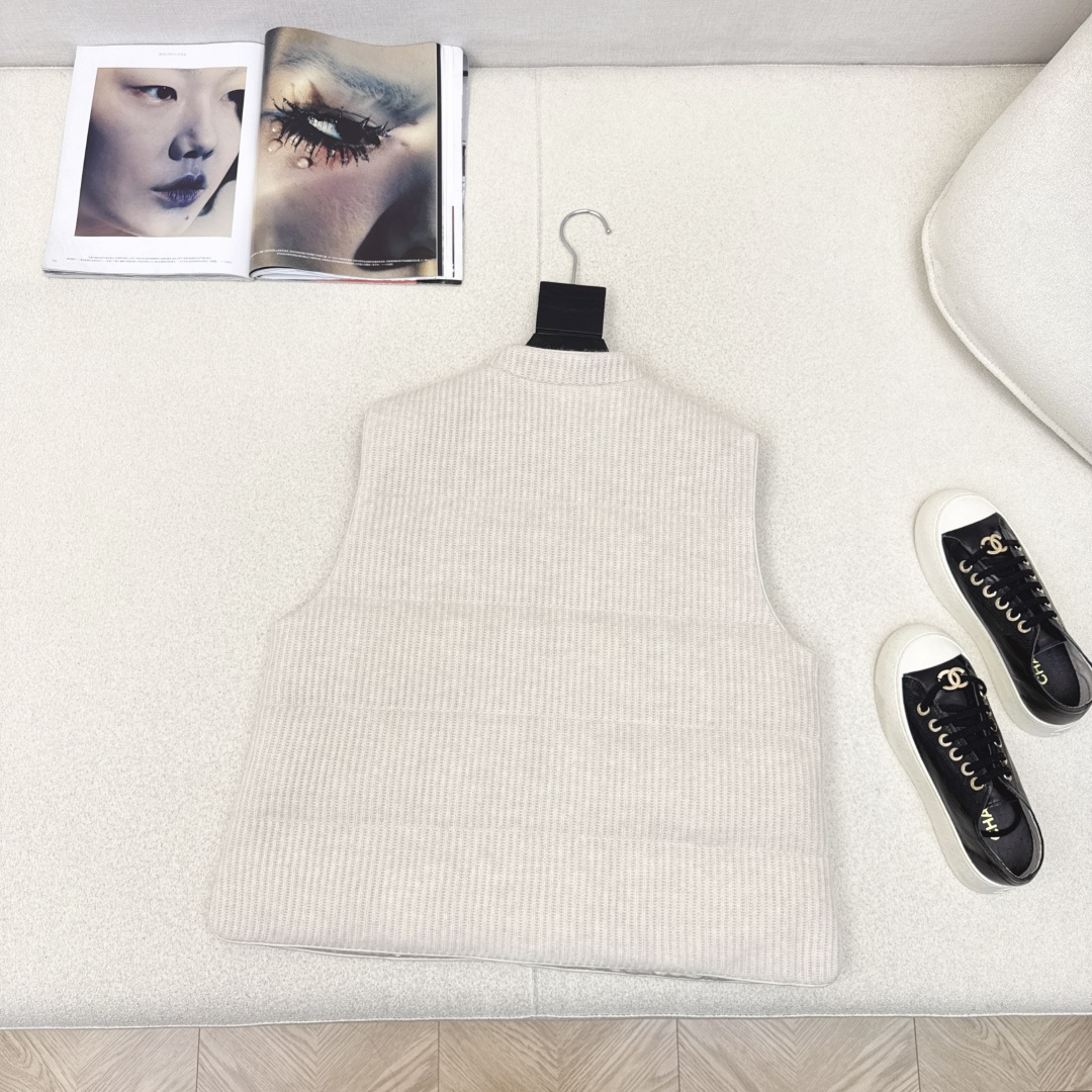 双面可穿 原单品质 Bc 25Ss————秋冬最新款高奢老钱风穿搭小立领白鹅绒马甲外套🤎百分百山羊绒外壳