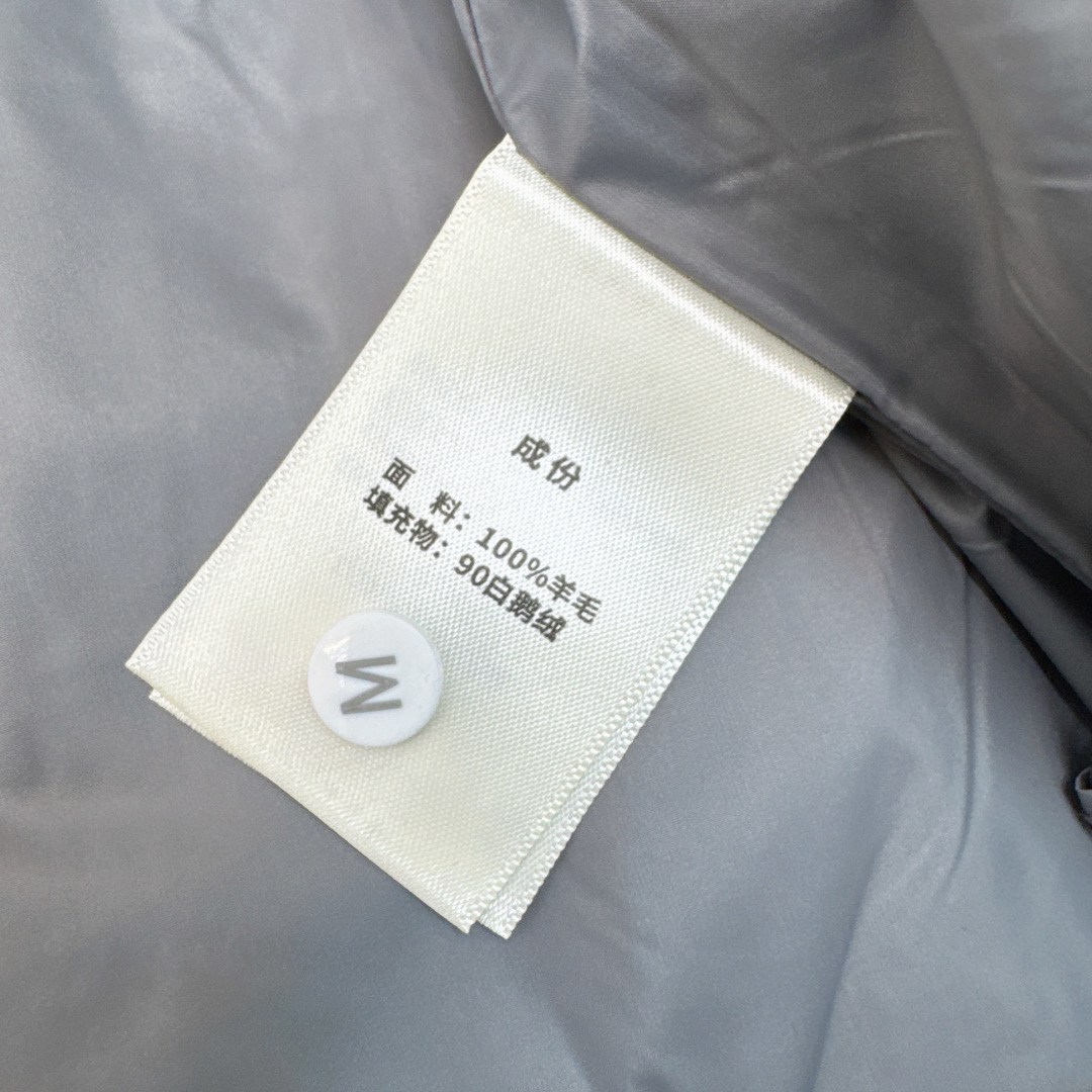 品质控必入 Bc 25Ss————秋冬最新款高奢意式极简穿搭立领白鹅绒马甲外套🩶重磅刺绣Bling亮片工