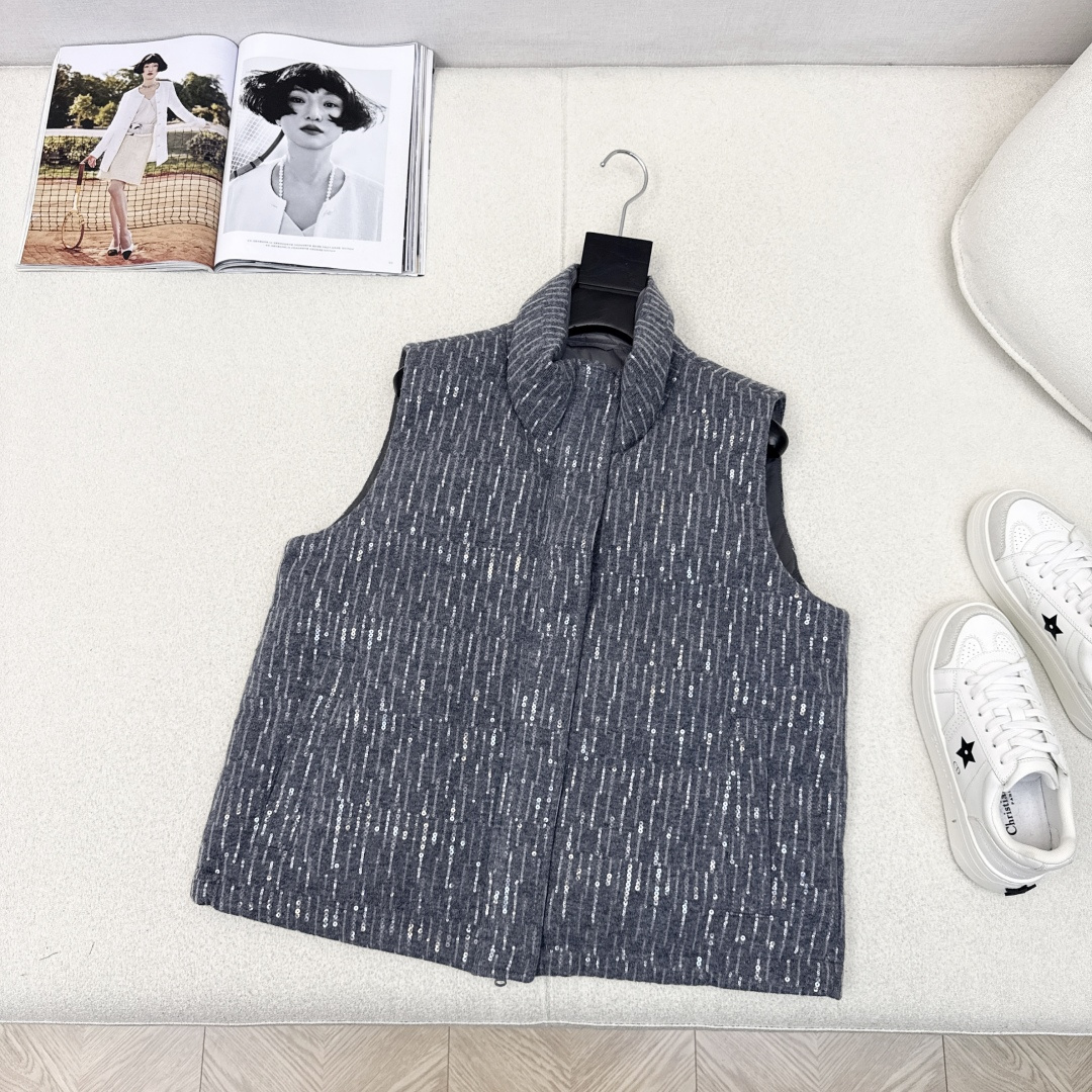 品质控必入 Bc 25Ss————秋冬最新款高奢意式极简穿搭立领白鹅绒马甲外套🩶重磅刺绣Bling亮片工