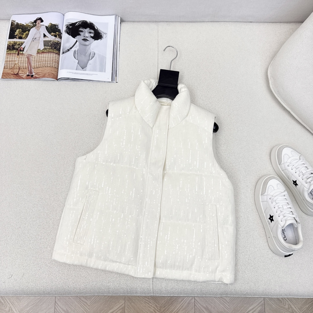 品质控必入 Bc 25Ss————秋冬最新款高奢意式极简穿搭立领白鹅绒马甲外套🩶重磅刺绣Bling亮片工