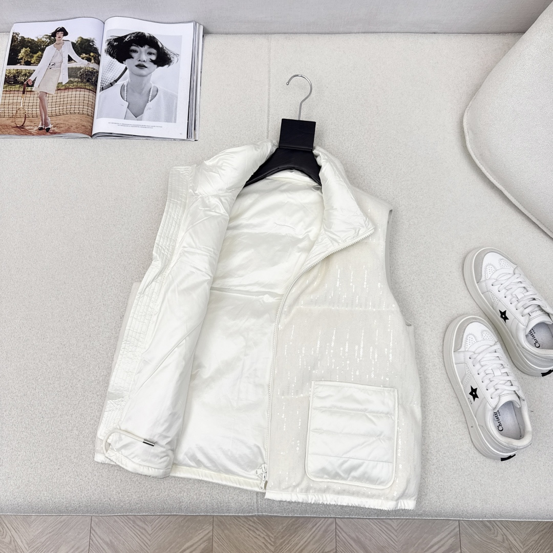 品质控必入 Bc 25Ss————秋冬最新款高奢意式极简穿搭立领白鹅绒马甲外套🩶重磅刺绣Bling亮片工
