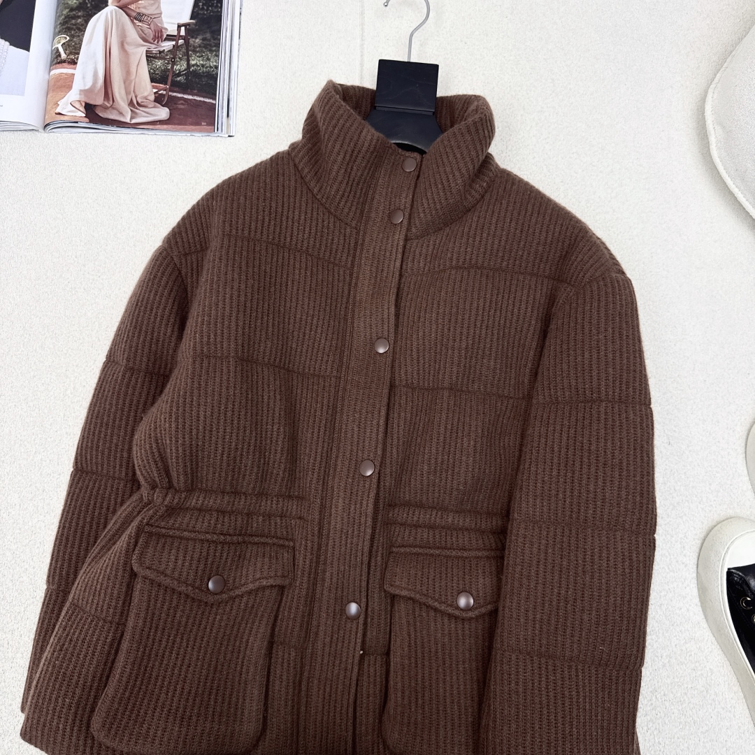 Luxury Cashmere Down Jacket with Drawstring Waist - Elegant Winter Style 3 cmp i1757394087925 8279 0 1