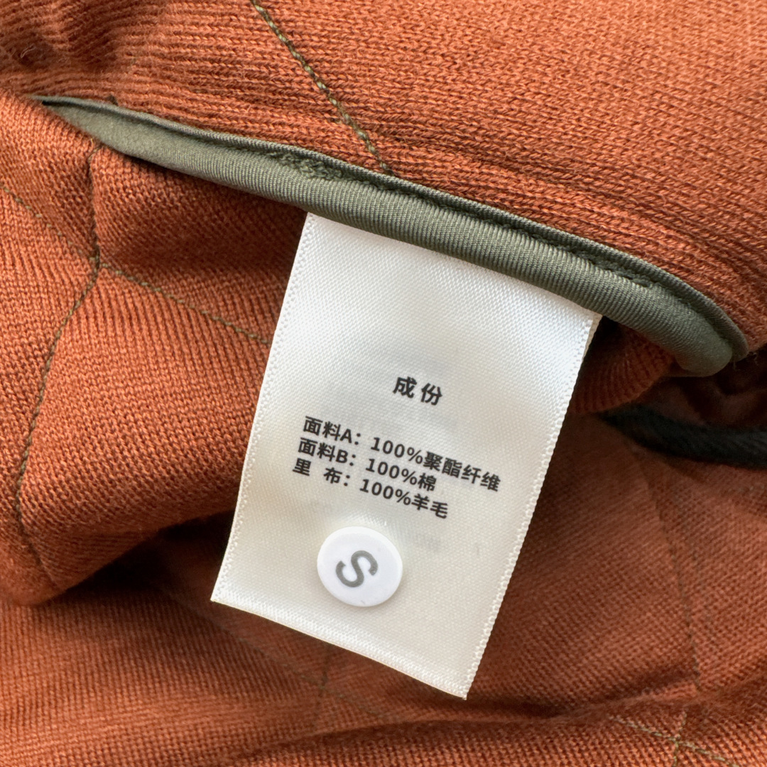 入冬不可缺少的棉服 时髦小众设计 25Ss————秋冬最新款撞色灯芯绒绒翻领设计棉服外套 🤎每年必留的棉