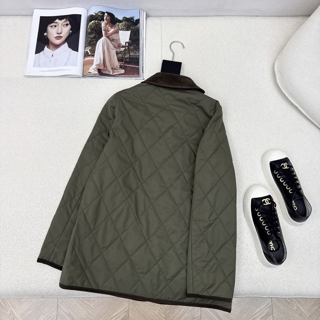 入冬不可缺少的棉服 时髦小众设计 25Ss————秋冬最新款撞色灯芯绒绒翻领设计棉服外套 🤎每年必留的棉