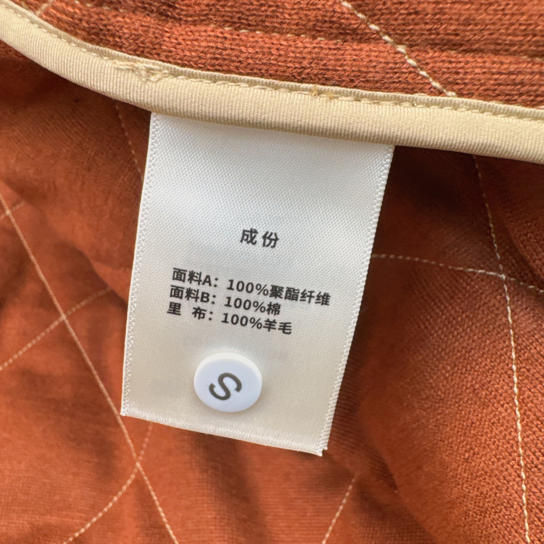 入冬不可缺少的棉服 时髦小众设计 25Ss————秋冬最新款撞色灯芯绒绒翻领设计棉服外套 🤎每年必留的棉