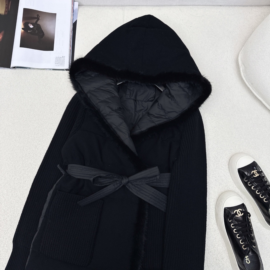 品质控必入 独家款～ lp🆕 25Ss————秋冬最新款高奢羊毛针织拼接连帽羽绒服🖤定制尼龙+百分百羊毛