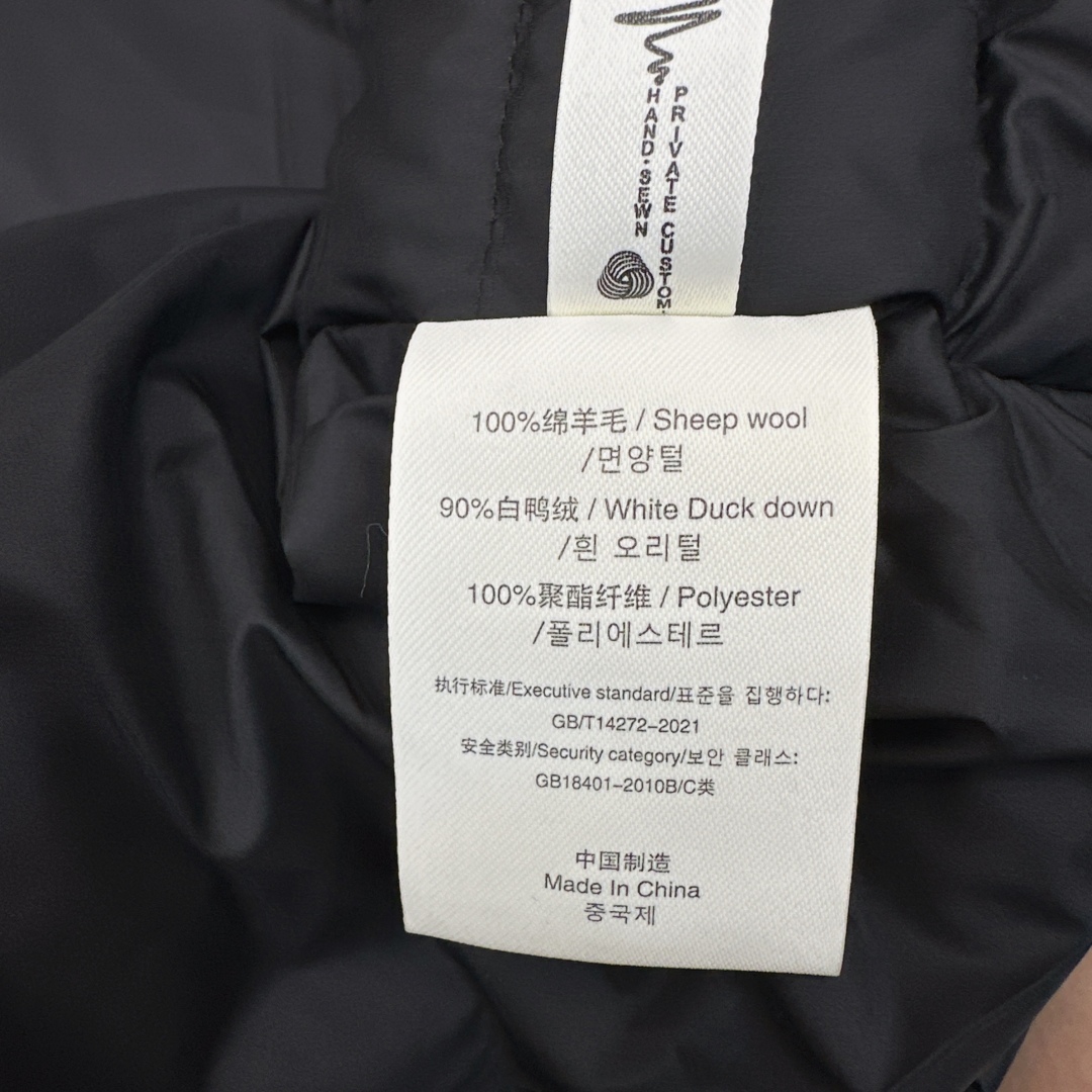 品质控必入 独家款～ lp🆕 25Ss————秋冬最新款高奢羊毛针织拼接连帽羽绒服🖤定制尼龙+百分百羊毛