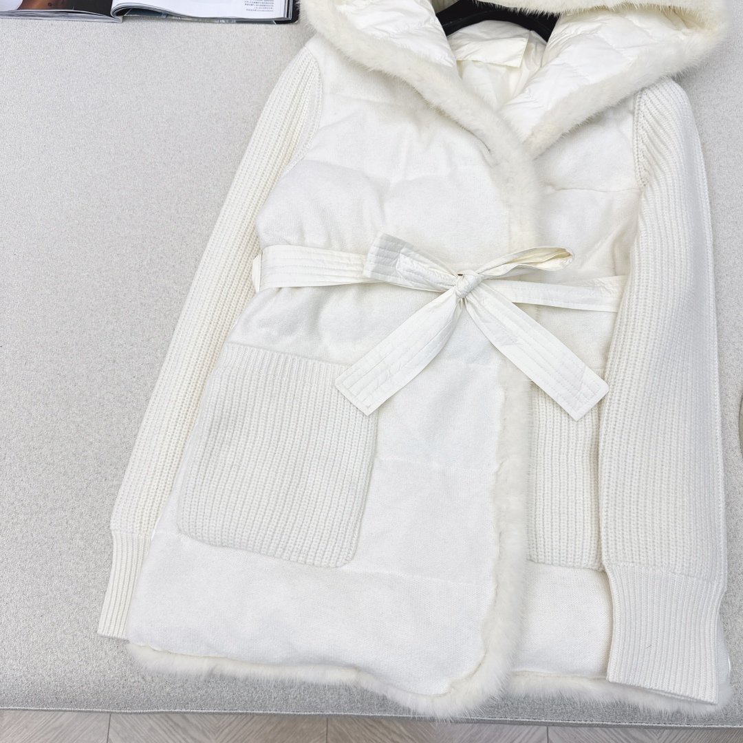 品质控必入 独家款～ lp🆕 25Ss————秋冬最新款高奢羊毛针织拼接连帽羽绒服🖤定制尼龙+百分百羊毛
