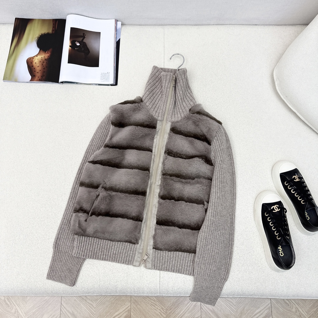 独家款～lp🆕 25Ss————秋冬最新款翻领针织拼接渐变羽绒服🖤定制尼龙+羊毛针织面料+环保仿水貂皮草